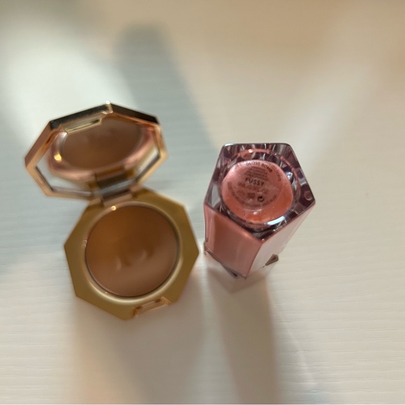 Fenty Fussy Lip Gloss and Bronzer Bundle - Picture 3 of 3